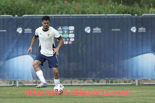 华体会hth登录入口-法甲历史经典战术回顾：不同时期的战术主导趋势演变轨迹